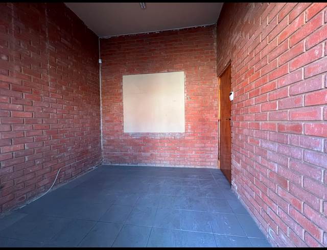 300M² WAREHOUSE TO LET IN SUNDERLAND RIDGE