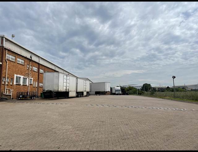 19,294M² WAREHOUSE TO LET IN JET PARK