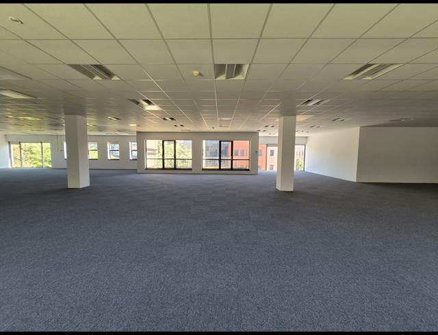 646M² OFFICE TO LET IN SANDTON CENTRAL