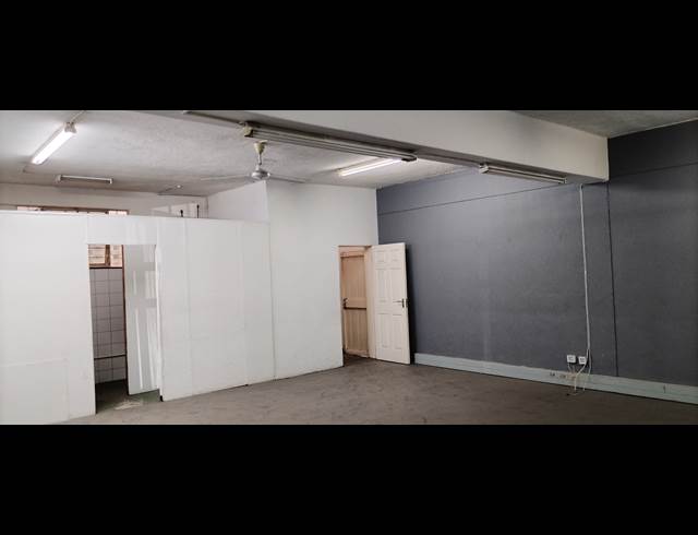 185M² OFFICE TO LET IN SONHEUWEL