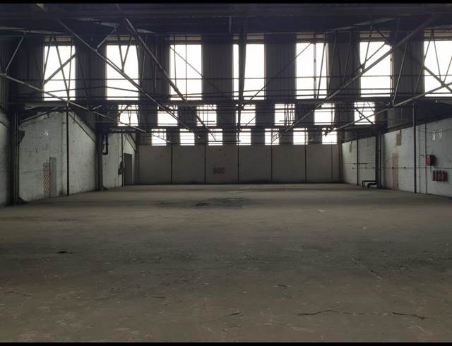 2,800M² WAREHOUSE TO LET IN JACOBS