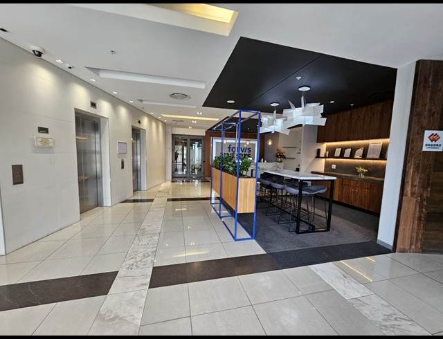 321M² OFFICE TO LET IN CENTURY CITY