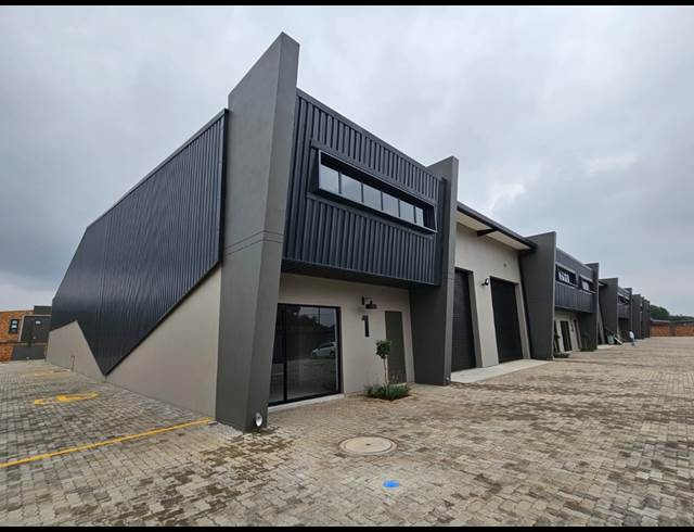 279M² FACTORY TO LET IN ANDERBOLT