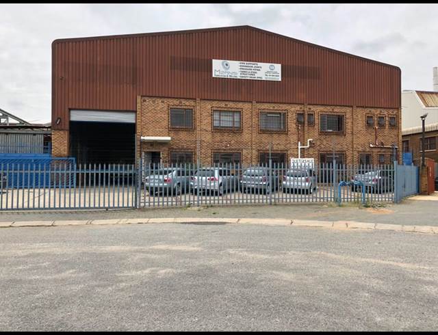 1,100M² WAREHOUSE RENTED IN DRIEHOEK