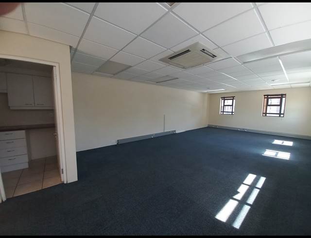 204M² OFFICE TO LET IN MARCONI BEAM INDUSTRIA
