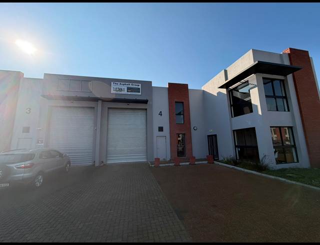327.50M² WAREHOUSE TO LET IN STONEWOOD SECURITY ESTATE
