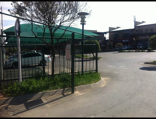 Office property to rent in RIDGEWAY