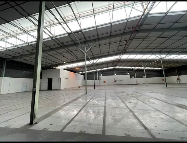 2,528M² FACTORY TO LET IN JET PARK