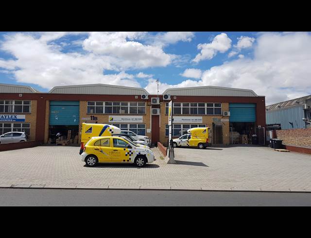 900M² FACTORY TO LET IN OKAVANGO PARK