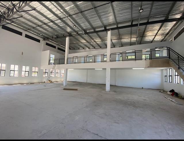 861M² WAREHOUSE TO LET IN BRIARDENE