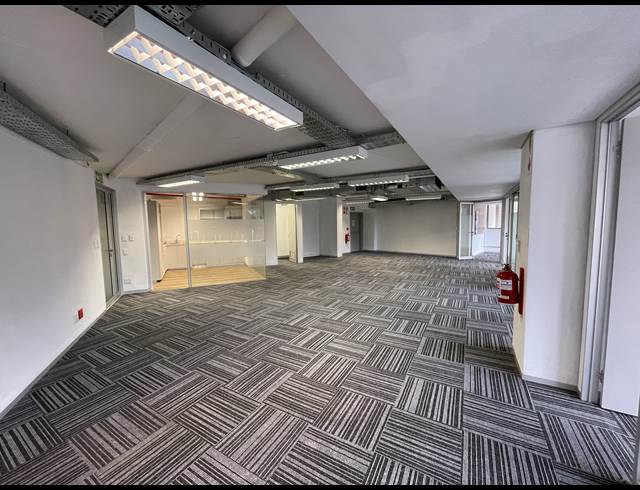 175M² OFFICE TO LET IN GARDENS