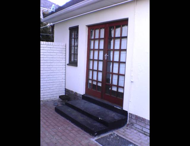 6 bed property to rent in NEWLANDS