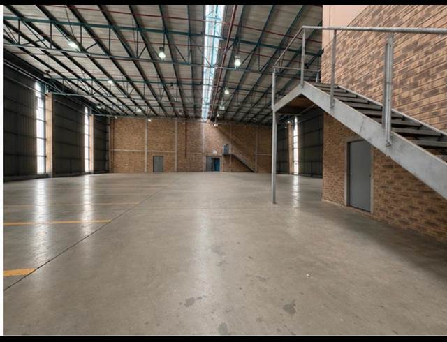 4,480M² WAREHOUSE TO LET IN RANDJESPARK