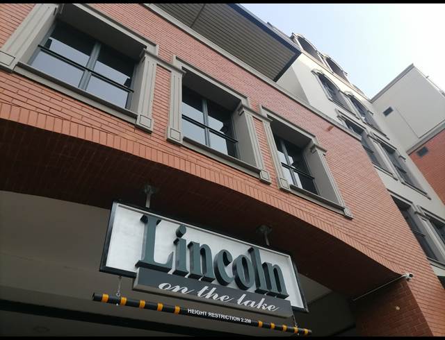 Office property to rent in UMHLANGA