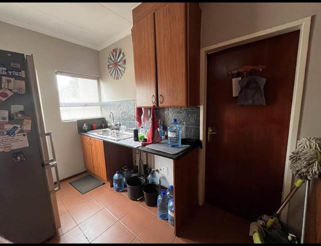 3 BEDROOM PROPERTY TO RENT IN GLEN MARAIS