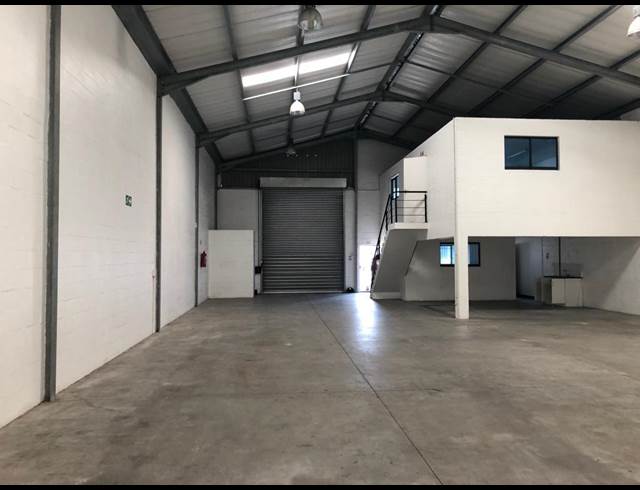 400M² BUILDING TO LET IN SAXENBURG PARK 1