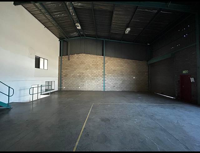 294M² WAREHOUSE TO LET IN EASTGATE