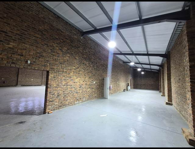 680M² WAREHOUSE TO LET IN ALRODE SOUTH