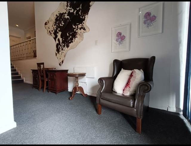 45M² OFFICE RENTED IN WESTMEAD