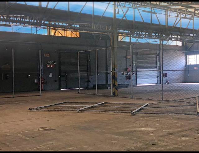 10,276M² WAREHOUSE TO LET IN ISANDO