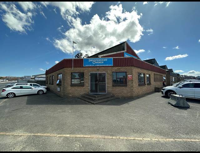 580M² WAREHOUSE RENTED IN TRIANGLE FARM