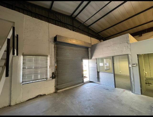 400M² WAREHOUSE TO LET IN ELSIES RIVER INDUSTRIAL