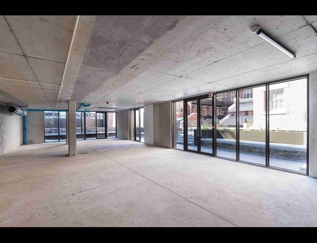 157M² RETAIL TO LET IN GARDENS