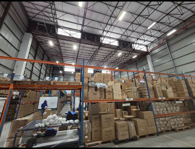 1,697M² WAREHOUSE TO LET IN AIRPORT INDUSTRIA
