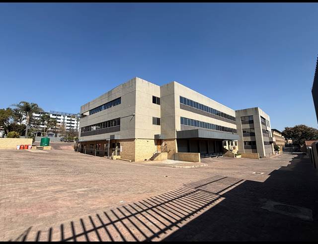 4,810M² BUILDING TO LET IN FERNDALE