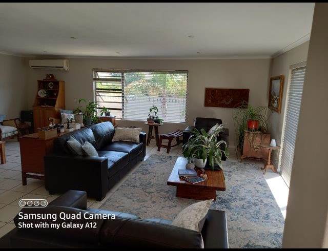 3 bed property to rent in DIE BOS