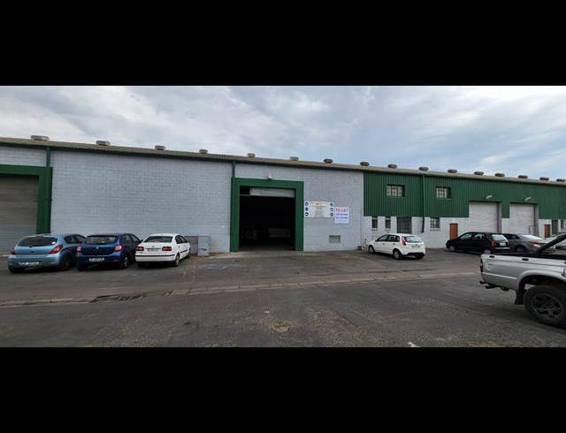 649M² WAREHOUSE TO LET IN BLACKHEATH INDUSTRIAL