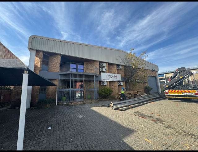 1,500M² WAREHOUSE TO LET IN AMALGAM