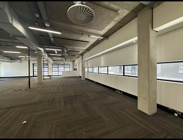 381M² OFFICE TO LET IN SANDTON CENTRAL