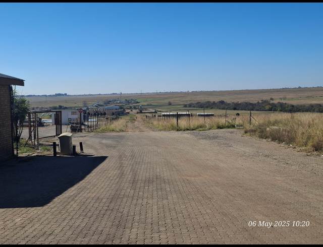 19,520M² INDUSTRIAL YARD TO LET IN RIVERSIDE