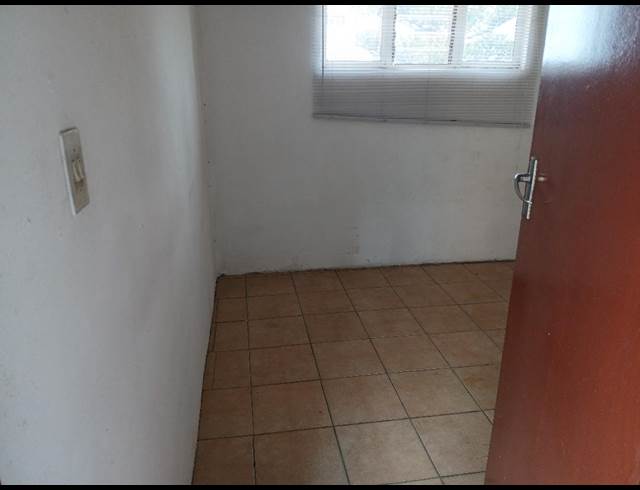 1 bed property to rent in RIDGEWAY