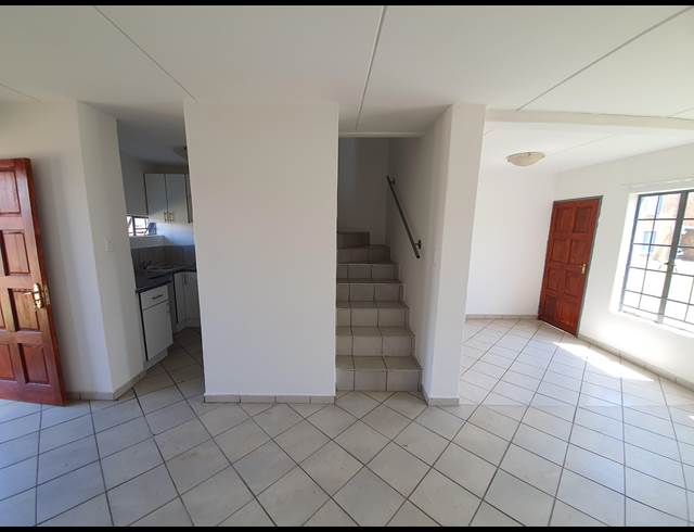 3 BEDROOM PROPERTY TO RENT IN WINDMILL PARK