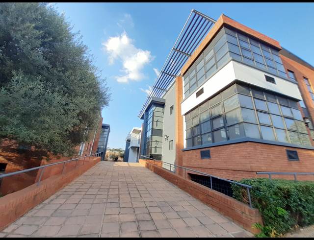 254M² OFFICE TO LET IN HIGHVELD