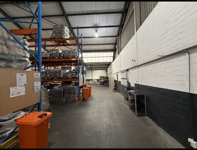 3,170M² WAREHOUSE TO LET IN BRACKENFELL INDUSTRIAL