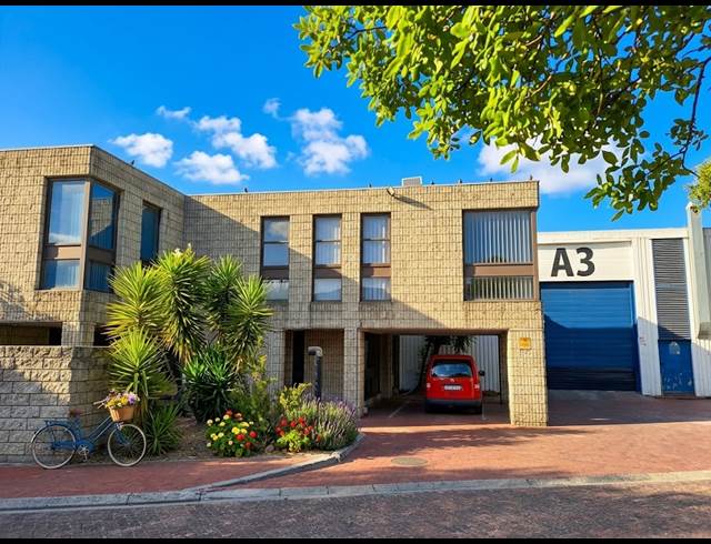 759.30M² WAREHOUSE TO LET IN BELLVILLE SOUTH INDUSTRIA
