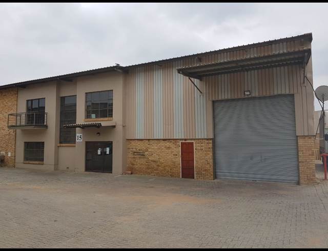 619M² WAREHOUSE RENTED IN AMALGAM
