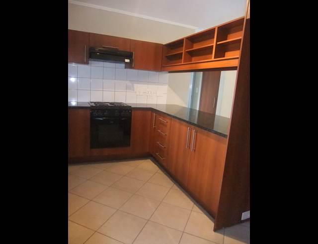 2 bed property to rent in CLAREMONT