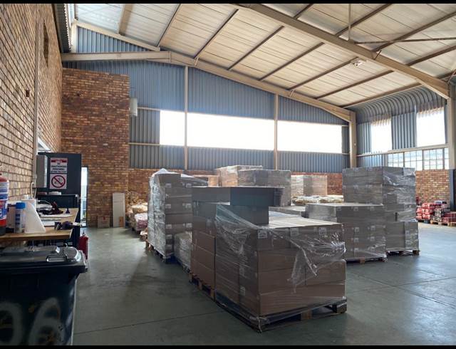 450M² WAREHOUSE TO LET IN HALFWAY HOUSE