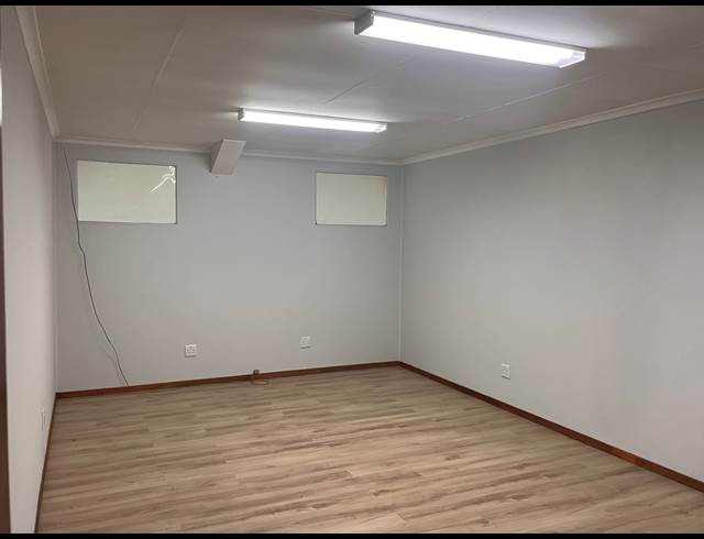 5,500M² INDUSTRIAL YARD TO LET IN MOREHILL