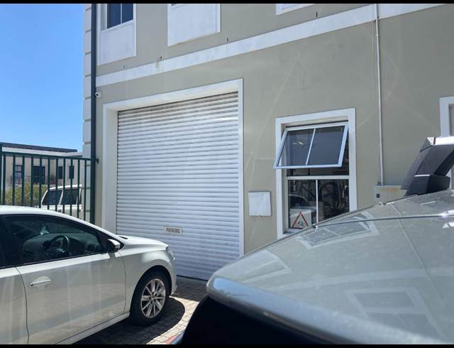 188M² OFFICE TO LET IN WESTLAKE