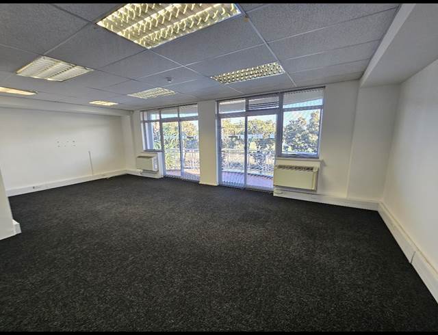 295M² OFFICE TO LET IN CENTURY CITY