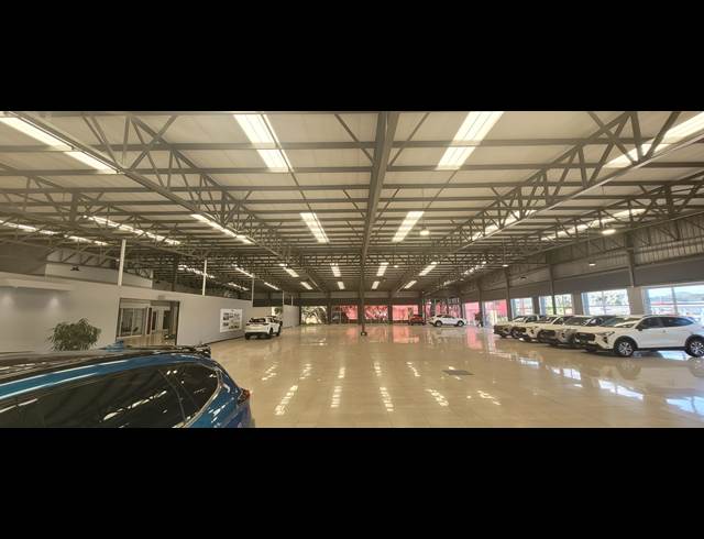 2,234M² RETAIL TO LET IN RIVERSIDE PARK