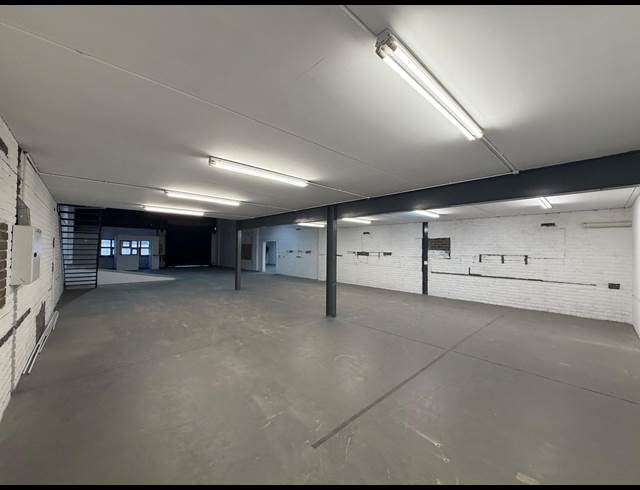 375M² WAREHOUSE TO LET IN BARBEQUE DOWNS