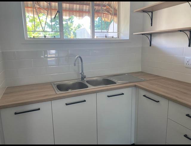 2 bed property to rent in WORCESTER CENTRAL