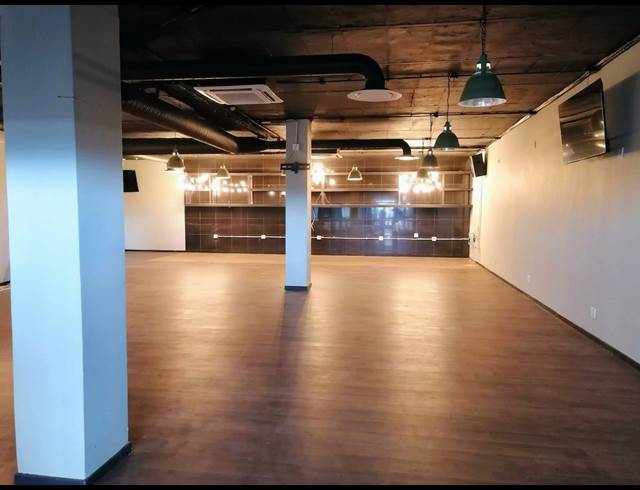 559M² RETAIL TO LET IN AURORA