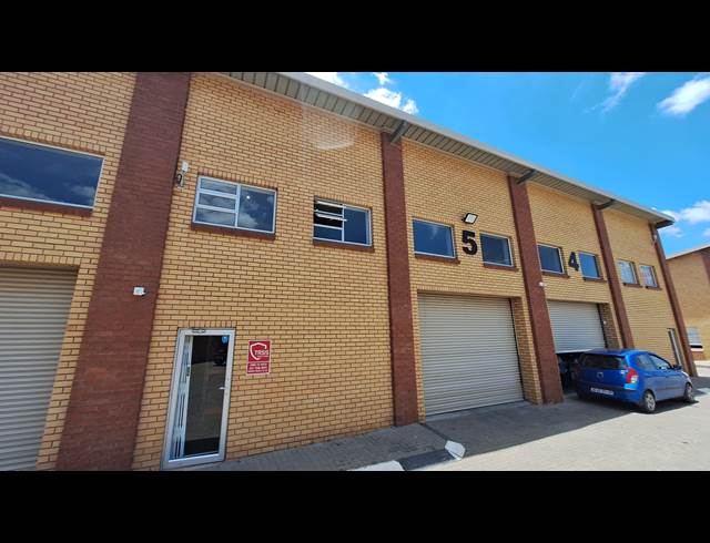 300M² WAREHOUSE TO LET IN KYA SANDS